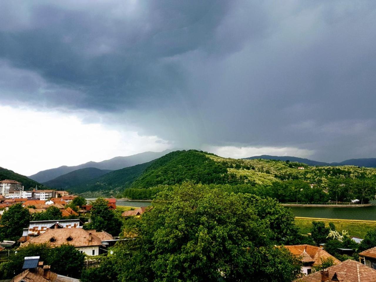 Călimăneşti Apartament Belvedere מראה חיצוני תמונה